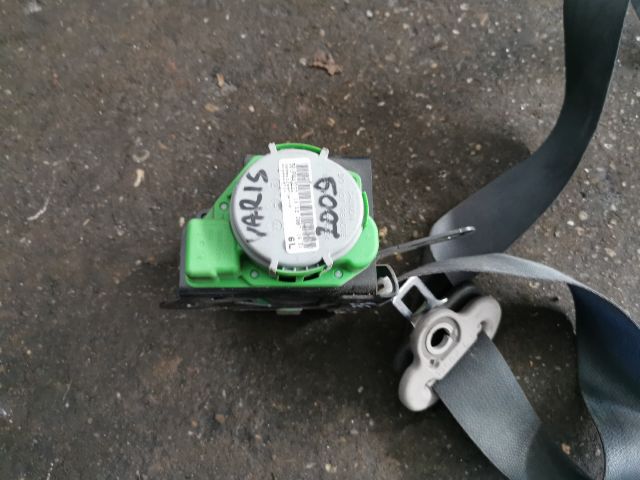 bontott TOYOTA YARIS Bal első Övfeszítő