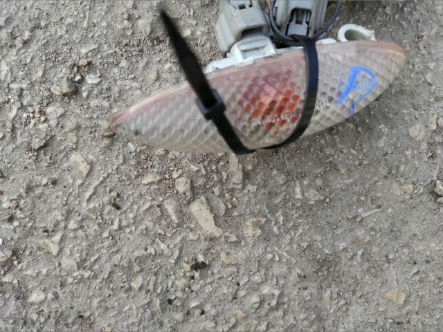 bontott TOYOTA YARIS Bal első Sárvédő Irányjelző