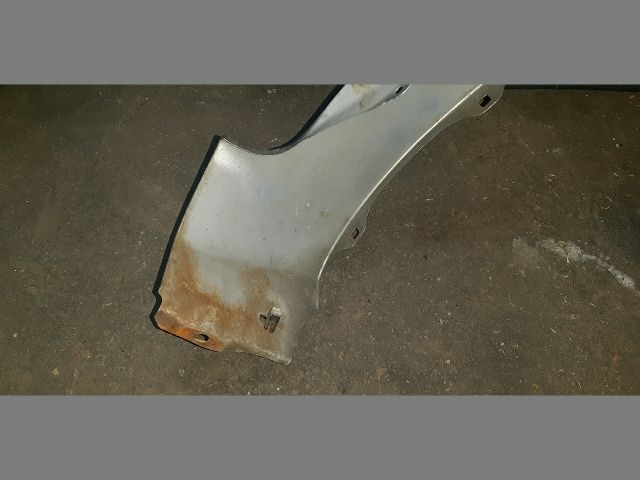 bontott TOYOTA YARIS Bal első Sárvédő