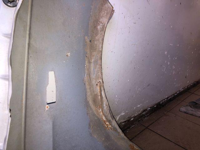 bontott TOYOTA YARIS Bal első Sárvédő