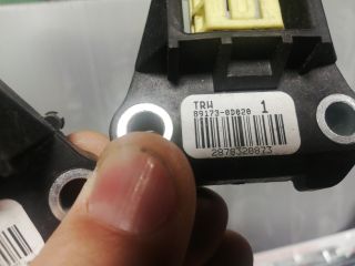 bontott TOYOTA YARIS Bal első Ütközés Érzékelő (Homlokfalon)