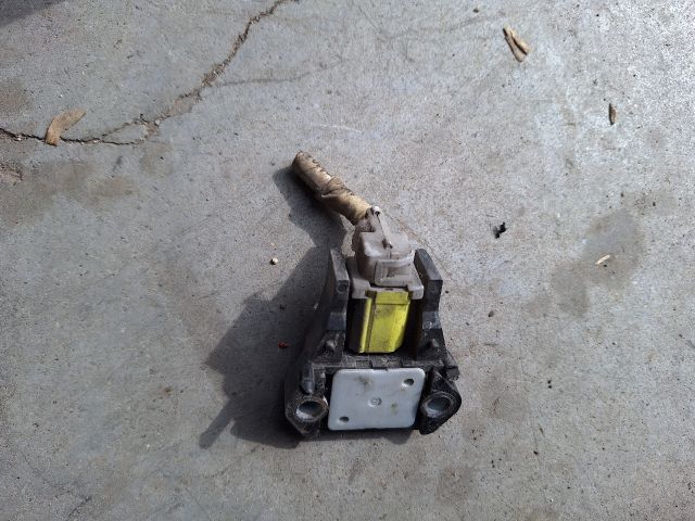 bontott TOYOTA YARIS Bal első Ütközés Érzékelő (Homlokfalon)