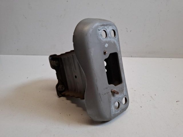 bontott TOYOTA YARIS Bal első Ütközéscsillapító