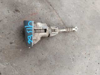 bontott TOYOTA YARIS Bal első Zárbetét