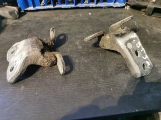 bontott TOYOTA YARIS Bal első Zsanér