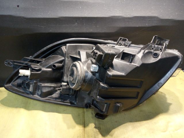 bontott TOYOTA YARIS Bal Fényszóró