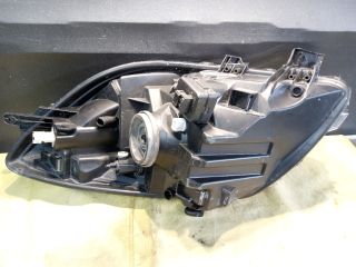 bontott TOYOTA YARIS Bal Fényszóró