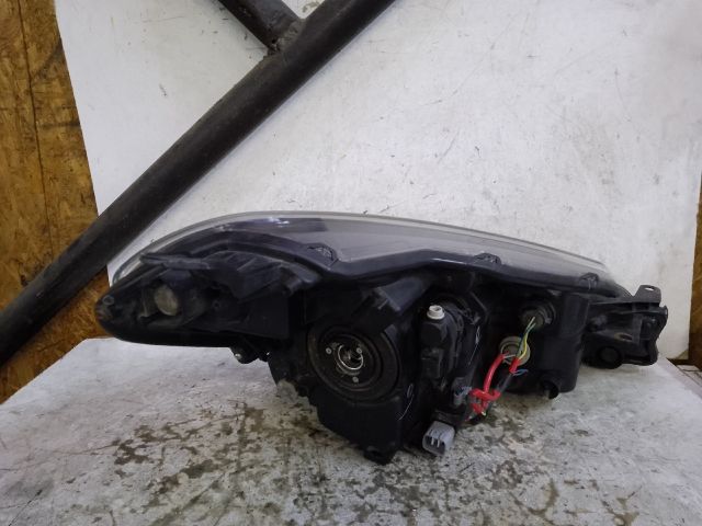 bontott TOYOTA YARIS Bal Fényszóró