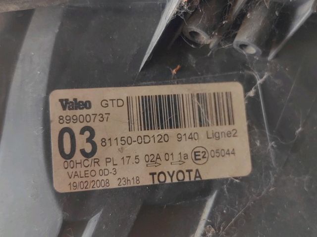 bontott TOYOTA YARIS Bal Fényszóró