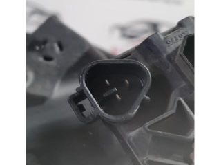 bontott TOYOTA YARIS Bal Fényszóró