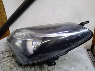 bontott TOYOTA YARIS Bal Fényszóró