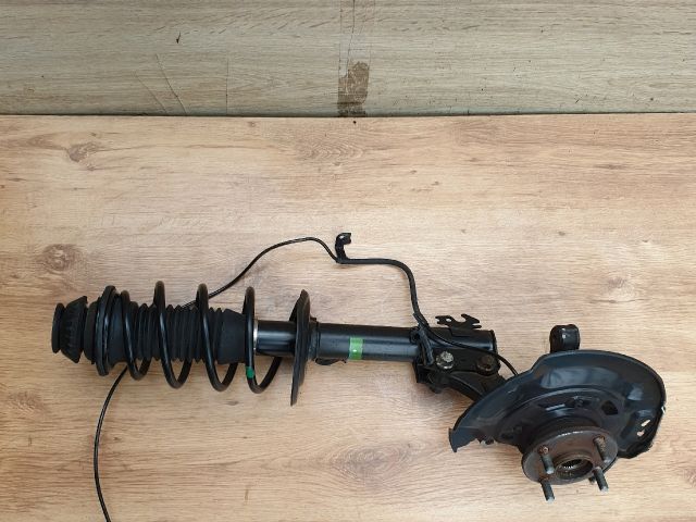 bontott TOYOTA YARIS Bal Gólyaláb Csonkállvánnyal