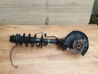 bontott TOYOTA YARIS Bal Gólyaláb Csonkállvánnyal