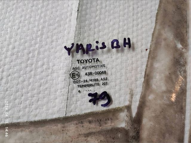 bontott TOYOTA YARIS Bal hátsó Ablak