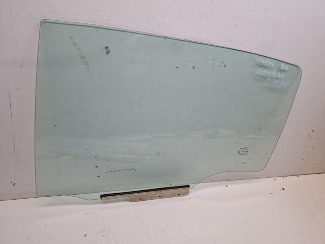 bontott TOYOTA YARIS Bal hátsó Ablak