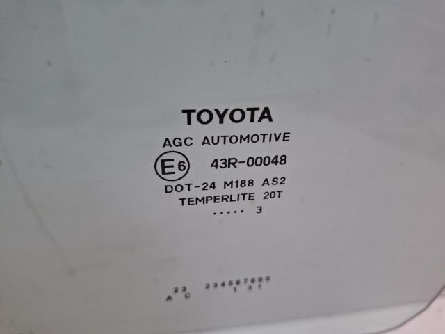 bontott TOYOTA YARIS Bal hátsó Ablak