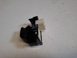 bontott TOYOTA YARIS Bal hátsó Ablakemelő Kapcsoló