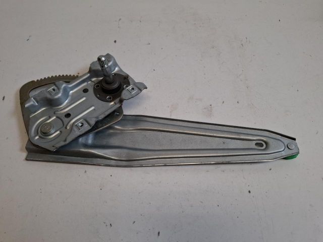 bontott TOYOTA YARIS Bal hátsó Ablakemelő Szerkezet (Mechanikus)