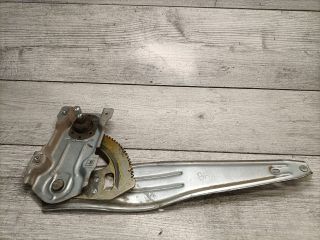 bontott TOYOTA YARIS Bal hátsó Ablakemelő Szerkezet (Mechanikus)