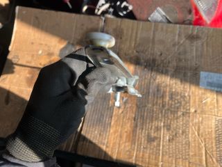 bontott TOYOTA YARIS Bal hátsó Ablakemelő Szerkezet (Mechanikus)