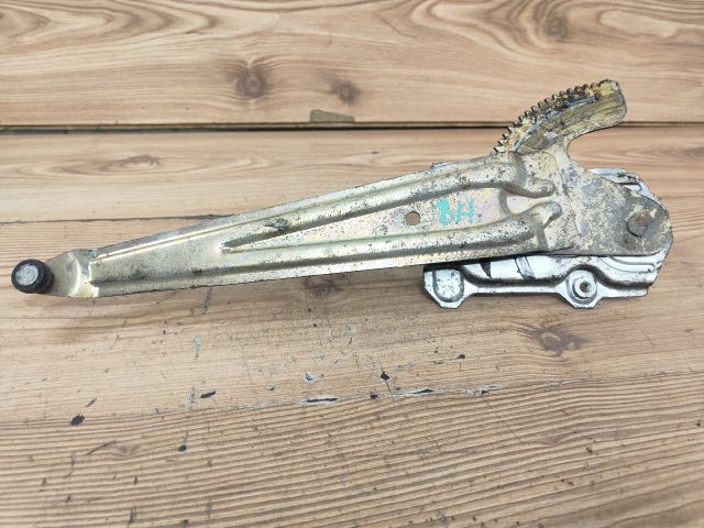 bontott TOYOTA YARIS Bal hátsó Ablakemelő Szerkezet (Mechanikus)