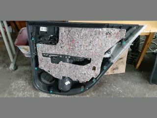 bontott TOYOTA YARIS Bal hátsó Ajtó Kárpit