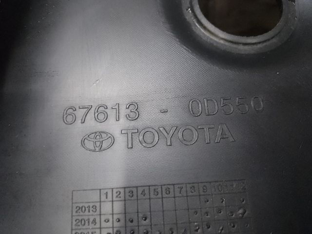 bontott TOYOTA YARIS Bal hátsó Ajtó Kárpit