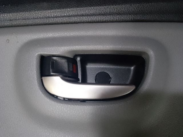 bontott TOYOTA YARIS Bal hátsó Ajtó Kárpit