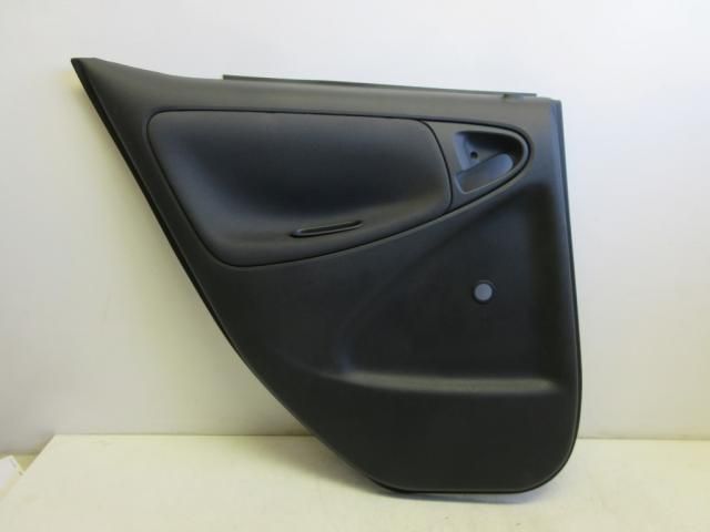 bontott TOYOTA YARIS Bal hátsó Ajtó Kárpit