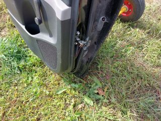 bontott TOYOTA YARIS Bal hátsó Ajtó (Részeivel)