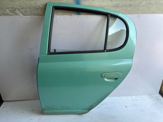 bontott TOYOTA YARIS Bal hátsó Ajtó (Részeivel)
