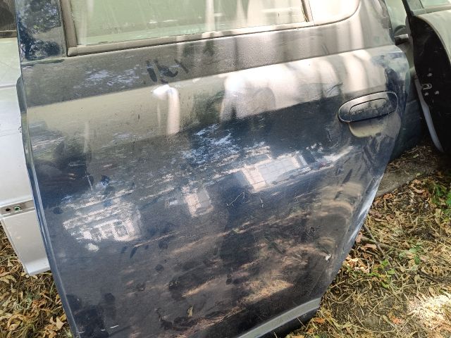 bontott TOYOTA YARIS Bal hátsó Ajtó (Részeivel)