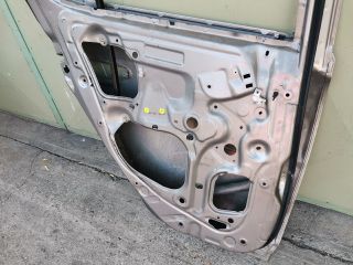bontott TOYOTA YARIS Bal hátsó Ajtó (Üres lemez)