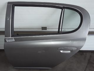 bontott TOYOTA YARIS Bal hátsó Ajtó (Üres lemez)