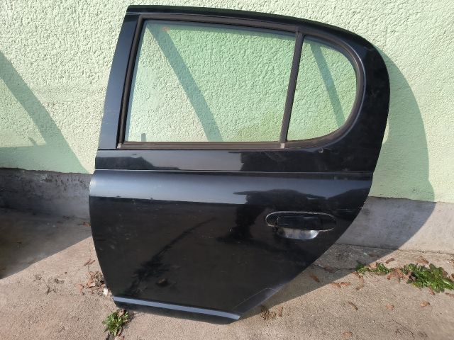 bontott TOYOTA YARIS Bal hátsó Ajtó (Üres lemez)