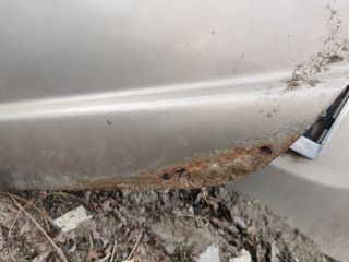 bontott TOYOTA YARIS Bal hátsó Ajtó (Üres lemez)