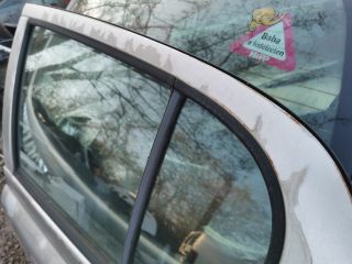 bontott TOYOTA YARIS Bal hátsó Ajtó (Üres lemez)