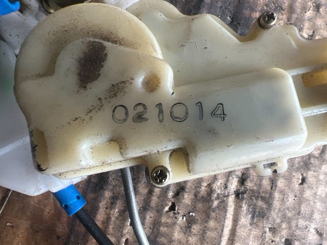 bontott TOYOTA YARIS Bal hátsó Ajtózár