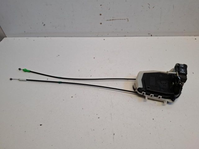 bontott TOYOTA YARIS Bal hátsó Ajtózár