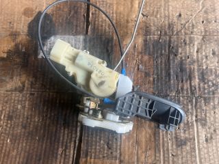 bontott TOYOTA YARIS Bal hátsó Ajtózár