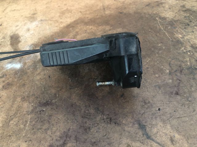 bontott TOYOTA YARIS Bal hátsó Ajtózár