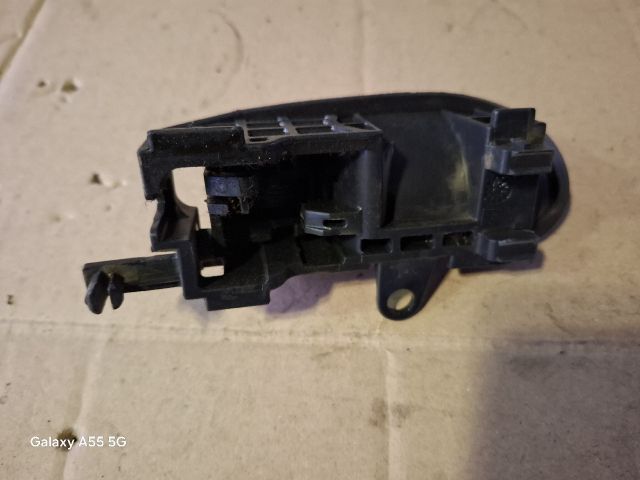 bontott TOYOTA YARIS Bal hátsó Belső Kilincs