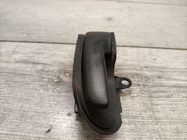 bontott TOYOTA YARIS Bal hátsó Belső Kilincs