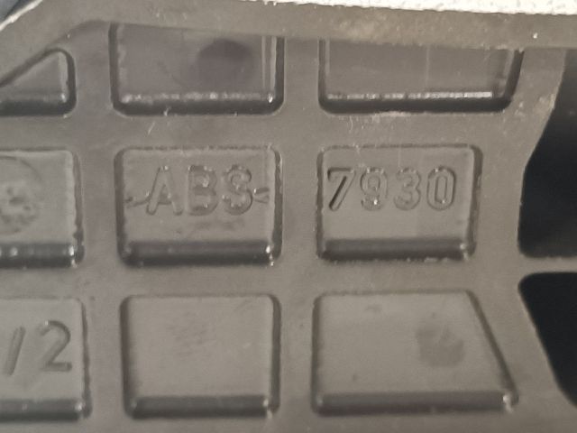 bontott TOYOTA YARIS Bal hátsó Belső Kilincs