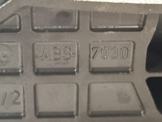 bontott TOYOTA YARIS Bal hátsó Belső Kilincs