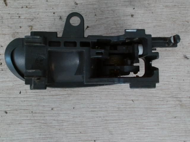 bontott TOYOTA YARIS Bal hátsó Belső Kilincs