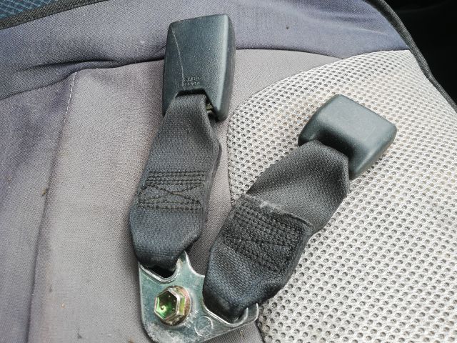 bontott TOYOTA YARIS Bal hátsó Biztonsági Öv Csat