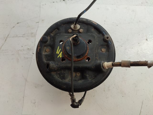 bontott TOYOTA YARIS Bal hátsó Fék Porvédő Lemez