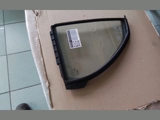 bontott TOYOTA YARIS Bal hátsó Fixüveg (Ajtóban)