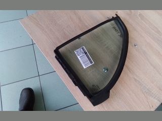 bontott TOYOTA YARIS Bal hátsó Fixüveg (Ajtóban)